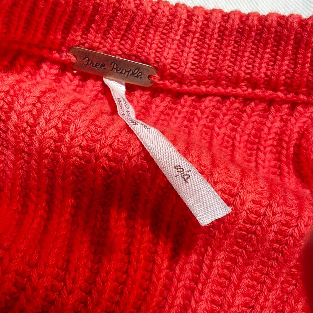 Free People Bright Orange Slouchy Ribbed Knit Sweater Women’s Size S Oversized - Picture 3 of 4